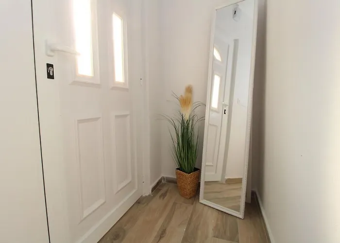 Kuca Za Odmor Pag Sv.marko * קולאן