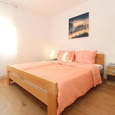 Kuca Za Odmor Pag Sv.marko Дом отдыха Колан